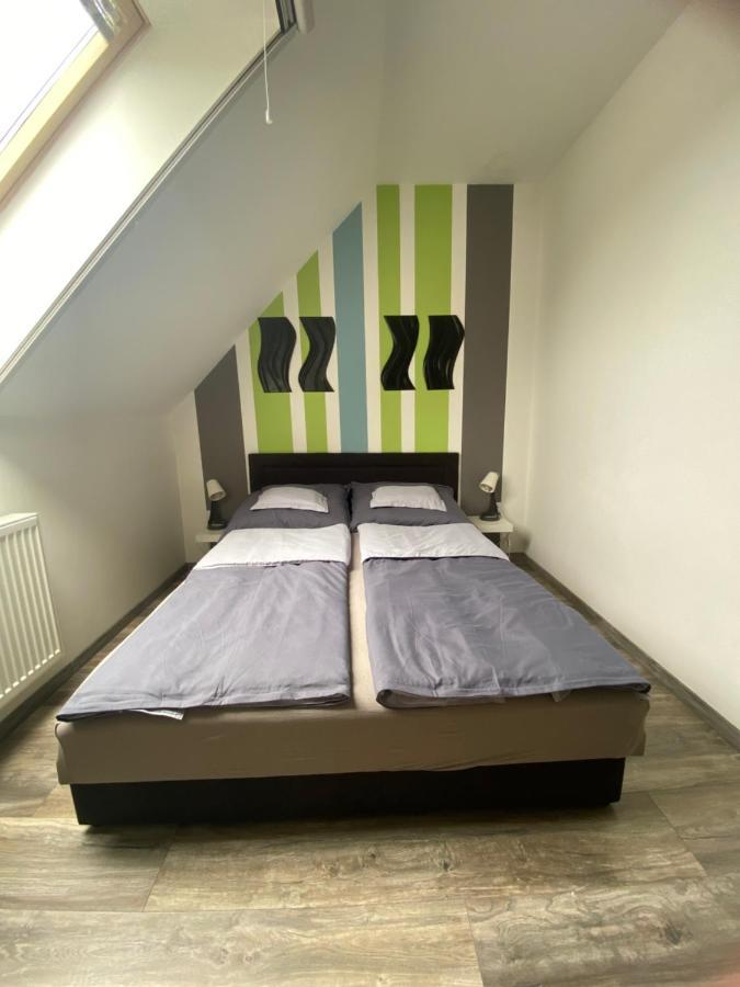 דירות Hajdúszoboszló Lexi Family Apartman מראה חיצוני תמונה