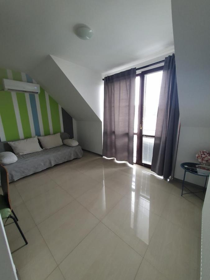 דירות Hajdúszoboszló Lexi Family Apartman מראה חיצוני תמונה