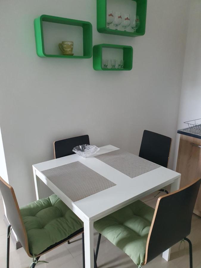 דירות Hajdúszoboszló Lexi Family Apartman מראה חיצוני תמונה
